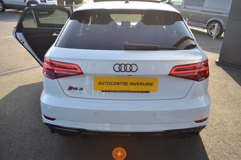 Audi 2.5 TFSI Audi Sport Edition Sportback 5dr Petrol S Tronic quattro (s/s) (400 ps)