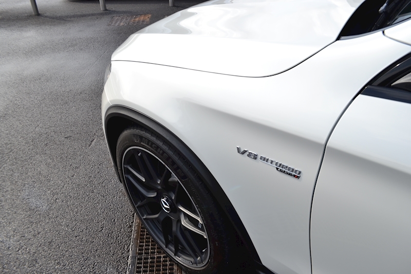 Mercedes-Benz 4.0 GLC63 V8 BiTurbo AMG (Premium) SUV 5dr Petrol SpdS MCT 4MATIC+ (s/s) (476 ps)