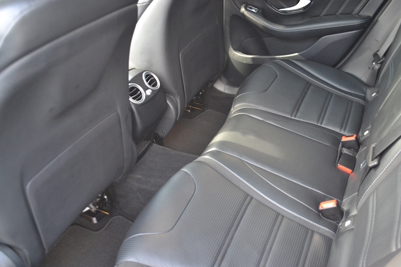 Mercedes-Benz 4.0 GLC63 V8 BiTurbo AMG (Premium) SUV 5dr Petrol SpdS MCT 4MATIC+ (s/s) (476 ps)