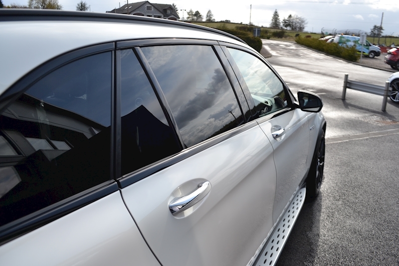 Mercedes-Benz 4.0 GLC63 V8 BiTurbo AMG (Premium) SUV 5dr Petrol SpdS MCT 4MATIC+ (s/s) (476 ps)