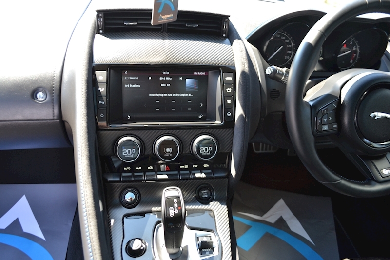 Jaguar 5.0 V8 Supercharged SVR Coupe 2dr Petrol Automatic (AWD) (269 g/km, 567 bhp)