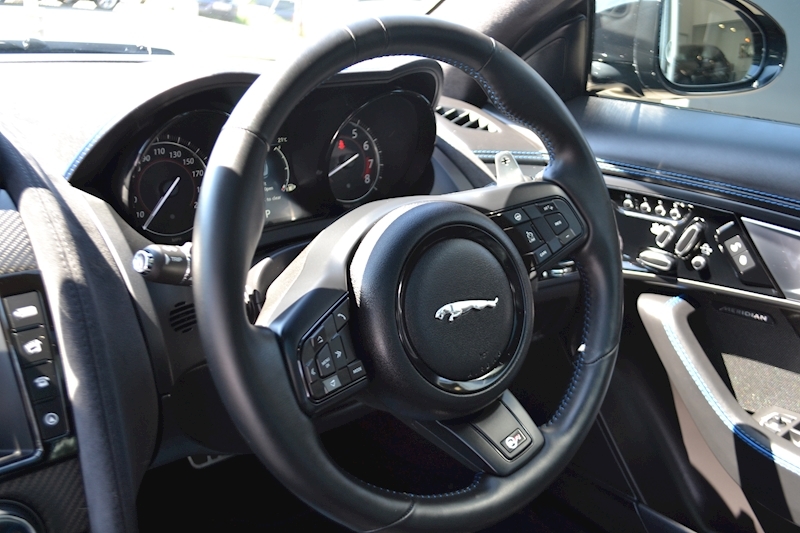 Jaguar 5.0 V8 Supercharged SVR Coupe 2dr Petrol Automatic (AWD) (269 g/km, 567 bhp)