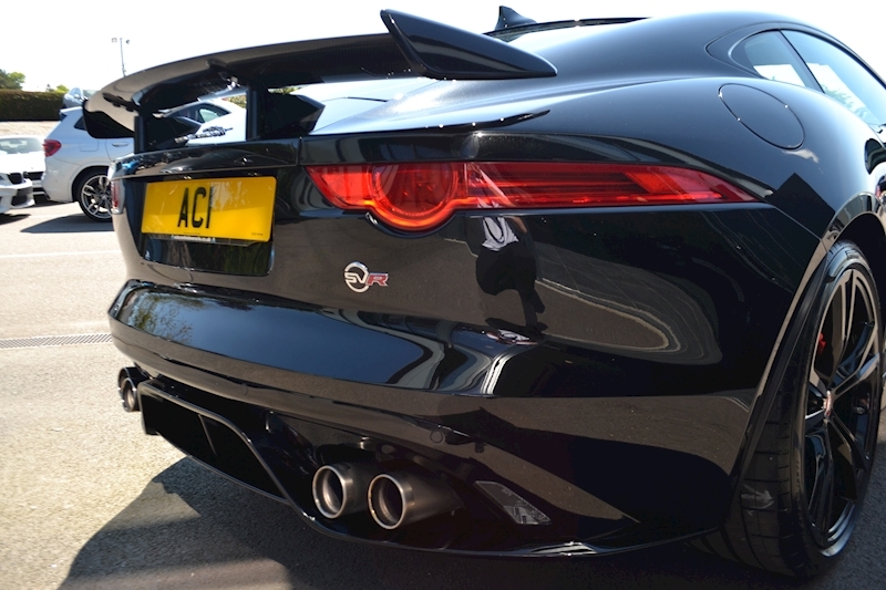 Jaguar 5.0 V8 Supercharged SVR Coupe 2dr Petrol Automatic (AWD) (269 g/km, 567 bhp)