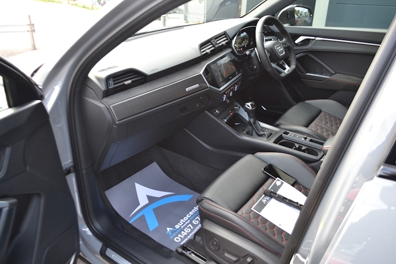 Audi 2.5 TFSI Vorsprung Sportback 5dr Petrol S Tronic quattro (s/s) (400 ps)