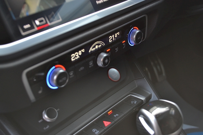 Audi 2.5 TFSI Vorsprung Sportback 5dr Petrol S Tronic quattro (s/s) (400 ps)