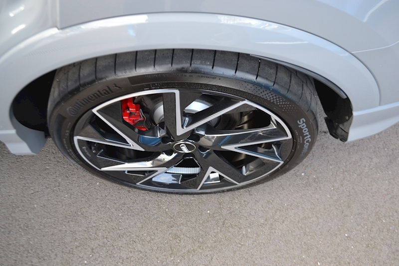 Audi 2.5 TFSI Vorsprung Sportback 5dr Petrol S Tronic quattro (s/s) (400 ps)