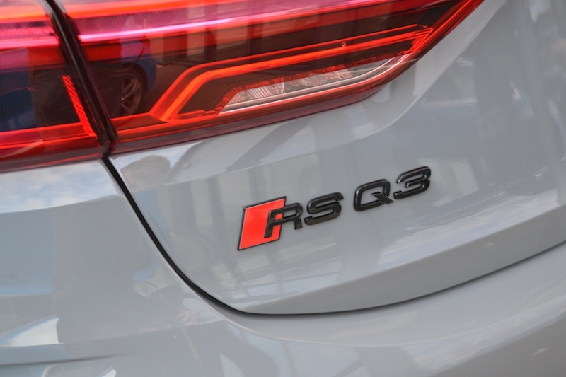 Audi 2.5 TFSI Vorsprung Sportback 5dr Petrol S Tronic quattro (s/s) (400 ps)