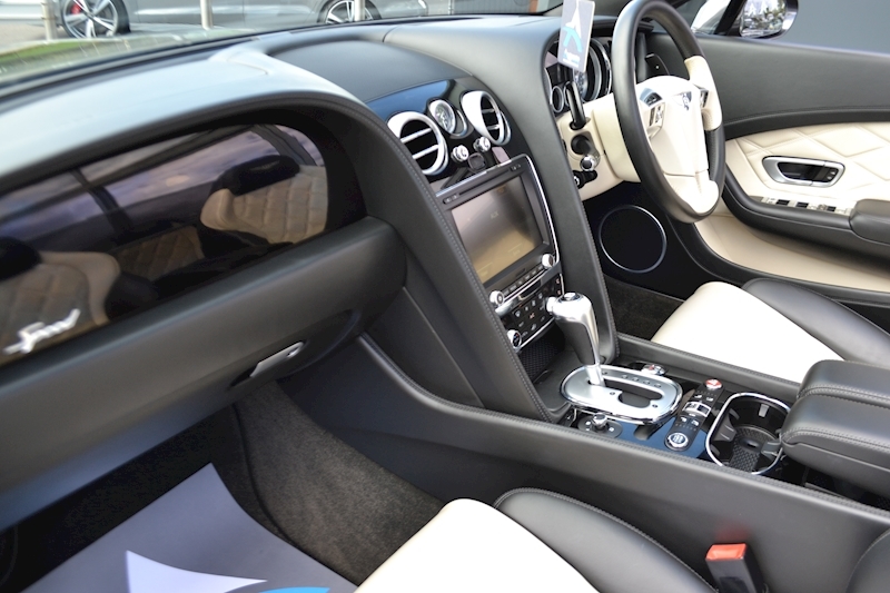 Bentley 6.0 W12 GTC Speed Convertible 2dr Petrol Auto 4WD (625 ps)