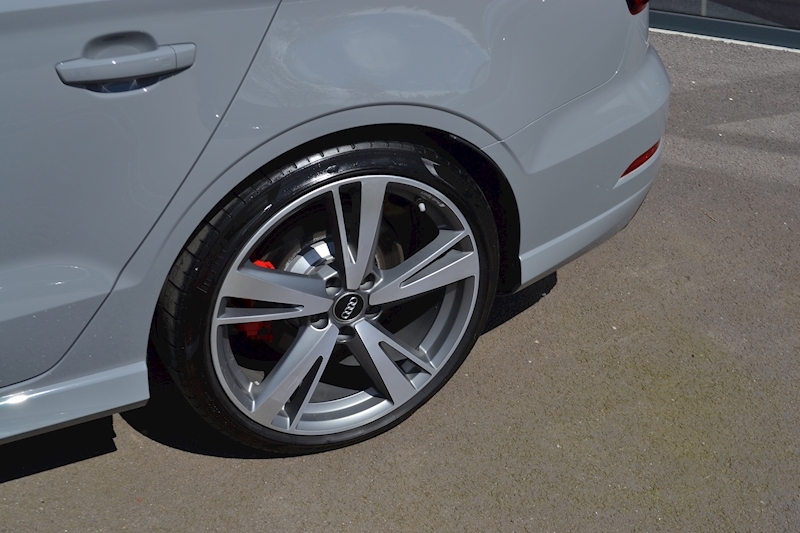 Audi 2.5 TFSI Saloon 4dr Petrol S Tronic quattro (s/s) (400 ps)