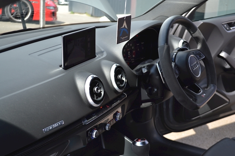 Audi 2.5 TFSI Saloon 4dr Petrol S Tronic quattro (s/s) (400 ps)