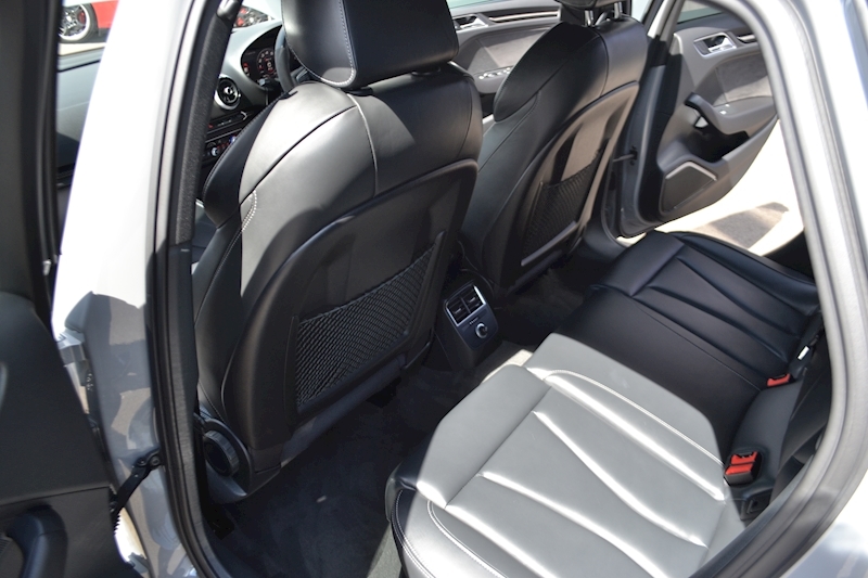 Audi 2.5 TFSI Saloon 4dr Petrol S Tronic quattro (s/s) (400 ps)