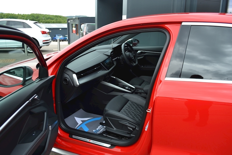 Audi 2.0 TFSI Saloon 4dr Petrol S Tronic quattro (s/s) (310 ps)