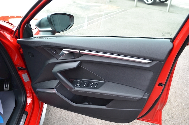 Audi 2.0 TFSI Saloon 4dr Petrol S Tronic quattro (s/s) (310 ps)