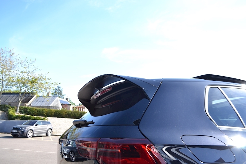 Volkswagen 2.0 TSI R Hatchback 5dr Petrol DSG 4Motion (s/s) (320 ps)