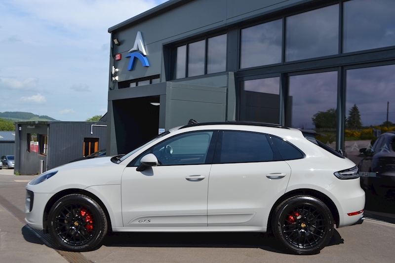 Porsche Macan Gts Pdk 2.9 5dr V6 SUV 4WD Semi Auto Petrol