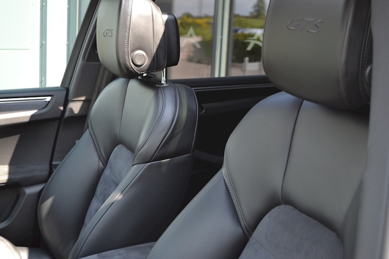 Porsche Macan Gts Pdk 2.9 5dr V6 SUV 4WD Semi Auto Petrol