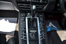 Porsche Macan Gts Pdk 2.9 5dr V6 SUV 4WD Semi Auto Petrol