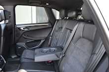 Porsche Macan Gts Pdk 2.9 5dr V6 SUV 4WD Semi Auto Petrol