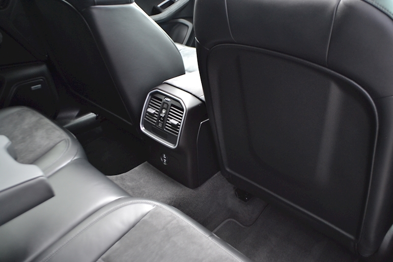 Porsche Macan Gts Pdk 2.9 5dr V6 SUV 4WD Semi Auto Petrol