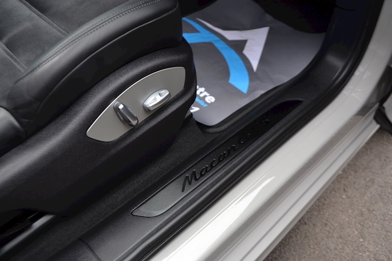 Porsche Macan Gts Pdk 2.9 5dr V6 SUV 4WD Semi Auto Petrol