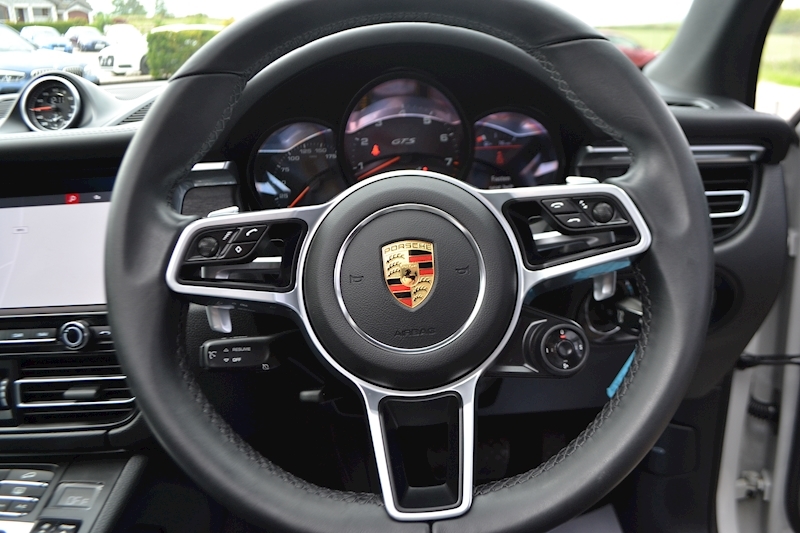 Porsche Macan Gts Pdk 2.9 5dr V6 SUV 4WD Semi Auto Petrol