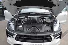 Porsche Macan Gts Pdk 2.9 5dr V6 SUV 4WD Semi Auto Petrol