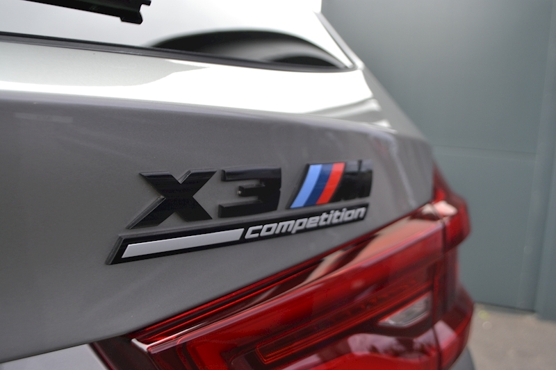 BMW 3.0i Competition SUV 5dr Petrol Auto xDrive (s/s) (510 ps)