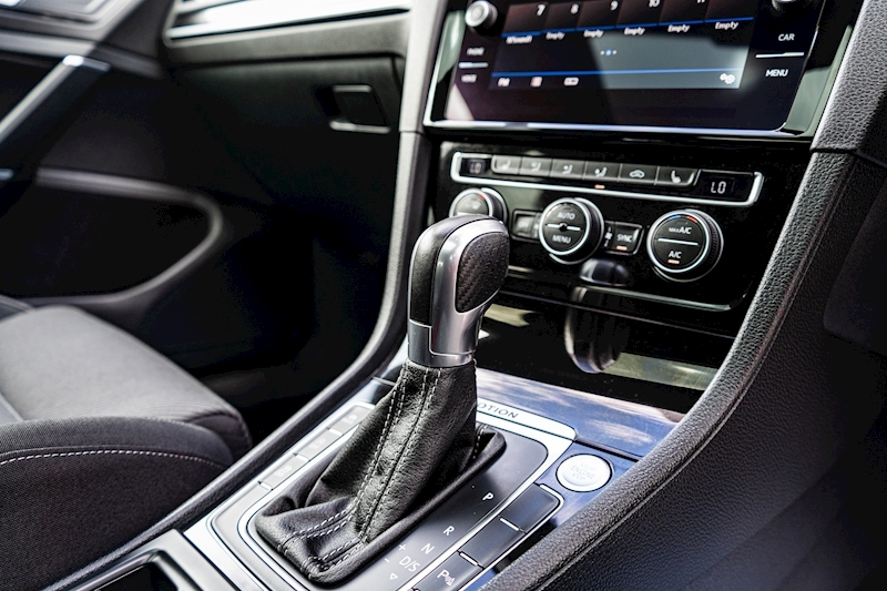 Volkswagen Golf R 2.0 5dr Hatchback DSG Petrol