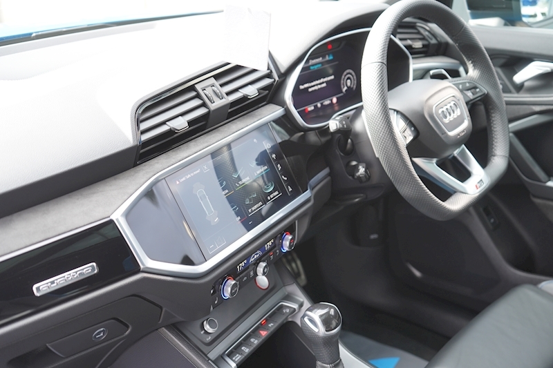 Audi 2.5 TFSI Audi Sport Edition Sportback 5dr Petrol S Tronic quattro (s/s) (400 ps)