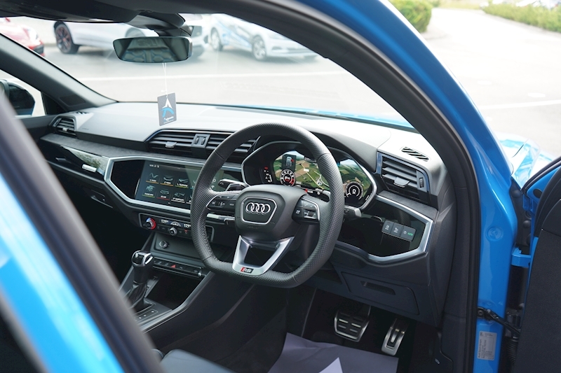 Audi 2.5 TFSI Audi Sport Edition Sportback 5dr Petrol S Tronic quattro (s/s) (400 ps)