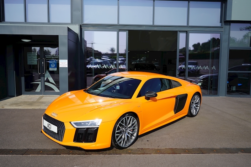 Audi R8 FSI V10 Plus 5.2 2dr Coupe Automatic Petrol