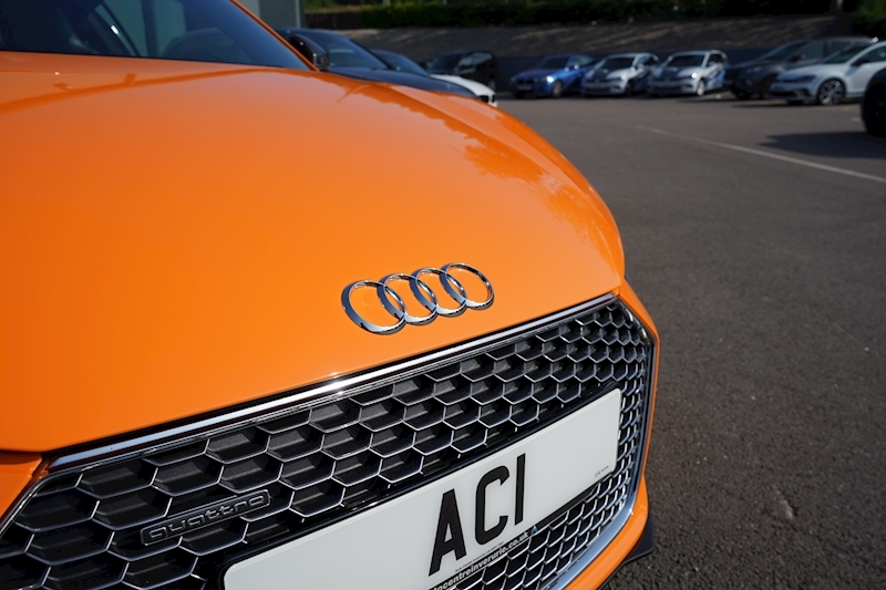 Audi R8 FSI V10 Plus 5.2 2dr Coupe Automatic Petrol