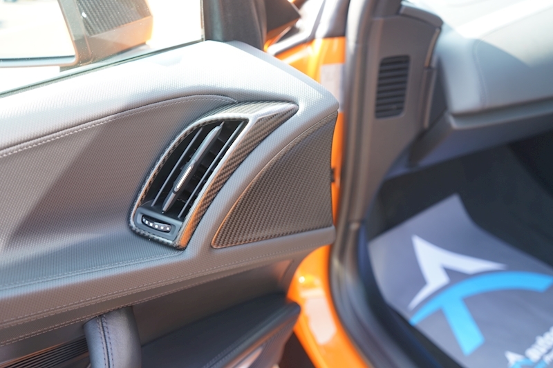 Audi R8 FSI V10 Plus 5.2 2dr Coupe Automatic Petrol