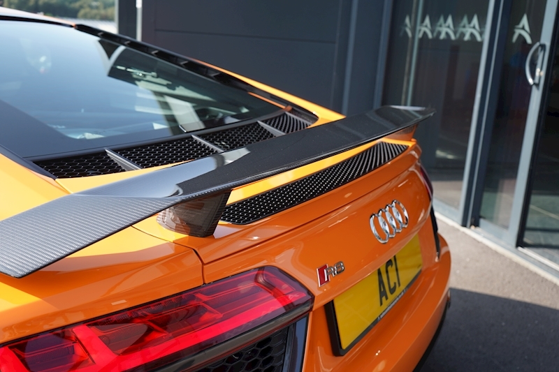 Audi R8 FSI V10 Plus 5.2 2dr Coupe Automatic Petrol