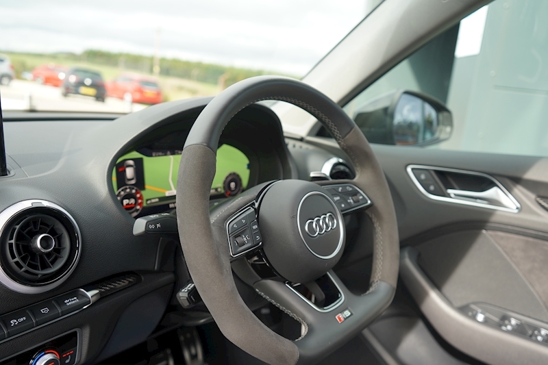 Audi 2.5 TFSI Audi Sport Edition Sportback 5dr Petrol S Tronic quattro (s/s) (400 ps)