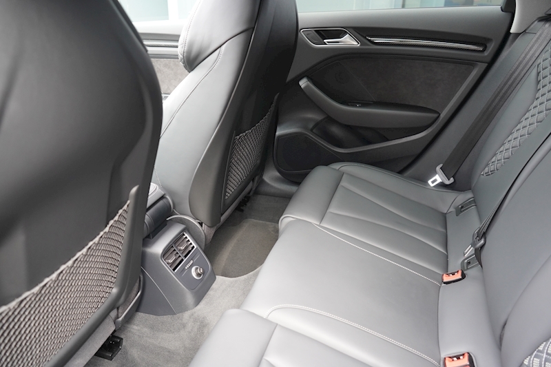 Audi 2.5 TFSI Audi Sport Edition Sportback 5dr Petrol S Tronic quattro (s/s) (400 ps)