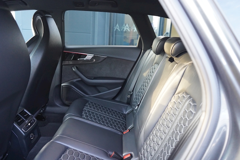 Audi 2.9 TFSI V6 Carbon Black Avant 5dr Petrol Tiptronic quattro (s/s) (450 ps)