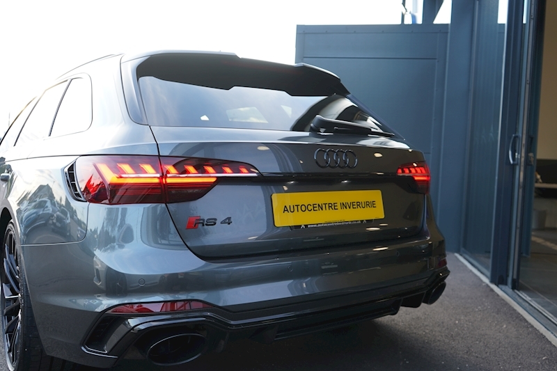 Audi 2.9 TFSI V6 Carbon Black Avant 5dr Petrol Tiptronic quattro (s/s) (450 ps)