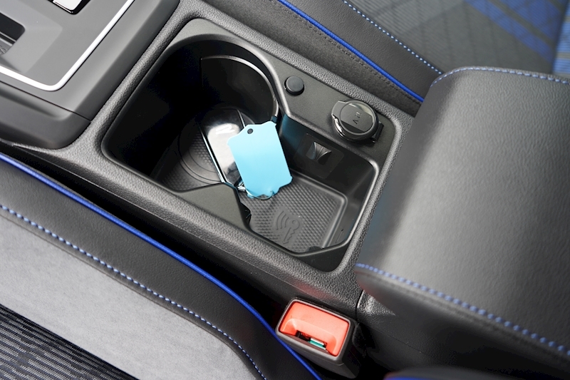 Volkswagen 2.0 TSI R Hatchback 5dr Petrol DSG 4Motion (s/s) (320 ps)