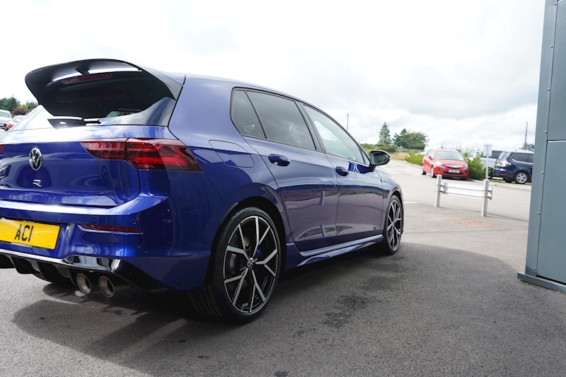 Volkswagen 2.0 TSI R Hatchback 5dr Petrol DSG 4Motion (s/s) (320 ps)