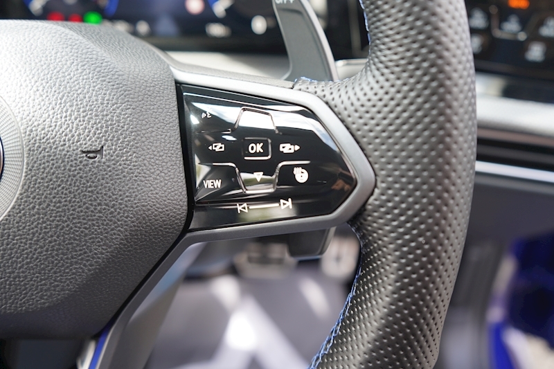 Volkswagen 2.0 TSI R Hatchback 5dr Petrol DSG 4Motion (s/s) (320 ps)