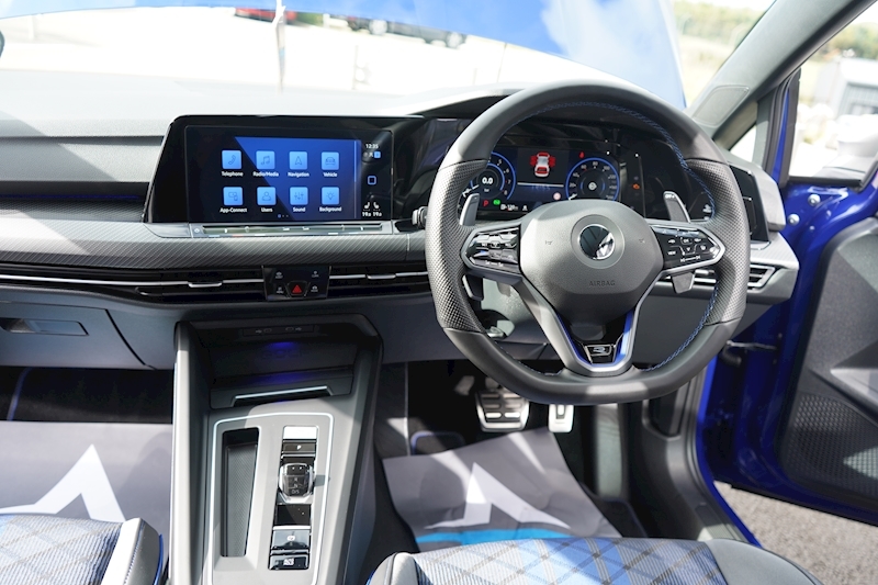 Volkswagen 2.0 TSI R Hatchback 5dr Petrol DSG 4Motion (s/s) (320 ps)