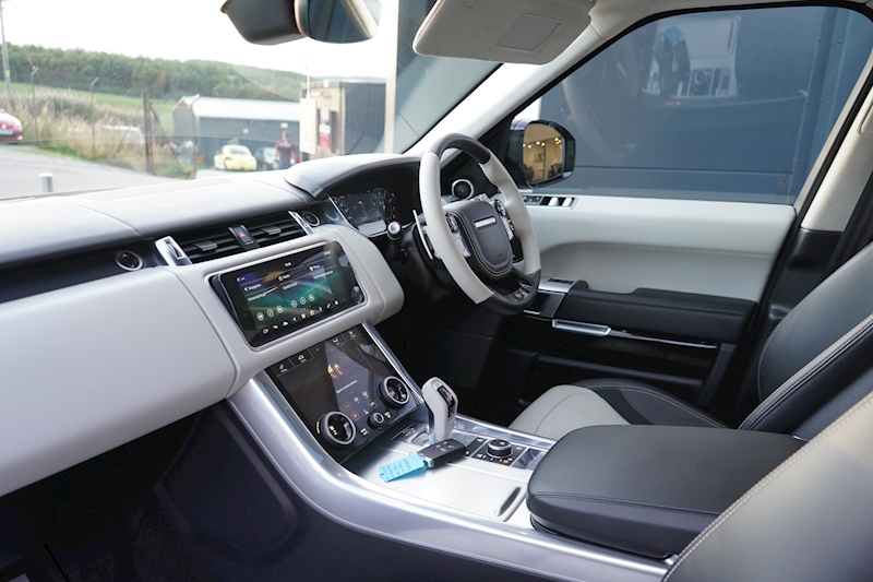 Land Rover 5.0 P575 V8 SVR SUV 5dr Petrol Auto 4WD (s/s) (575 ps)