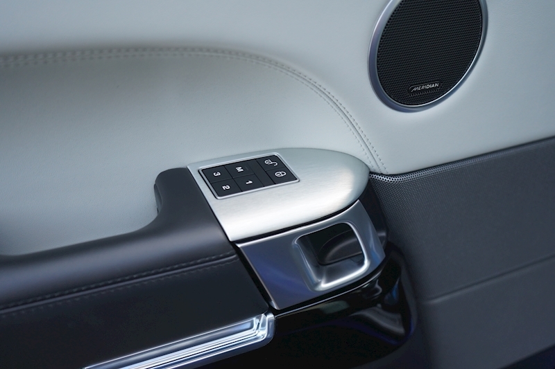 Land Rover 5.0 P575 V8 SVR SUV 5dr Petrol Auto 4WD (s/s) (575 ps)