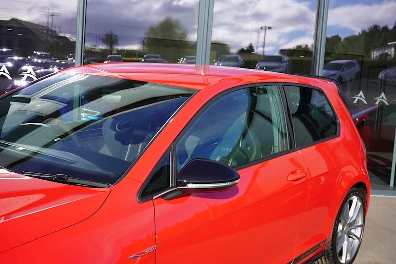Volkswagen Golf Gti Clubsport S Hatchback 2.0 Manual Petrol
