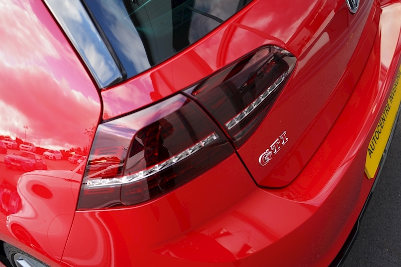 Volkswagen Golf Gti Clubsport S Hatchback 2.0 Manual Petrol