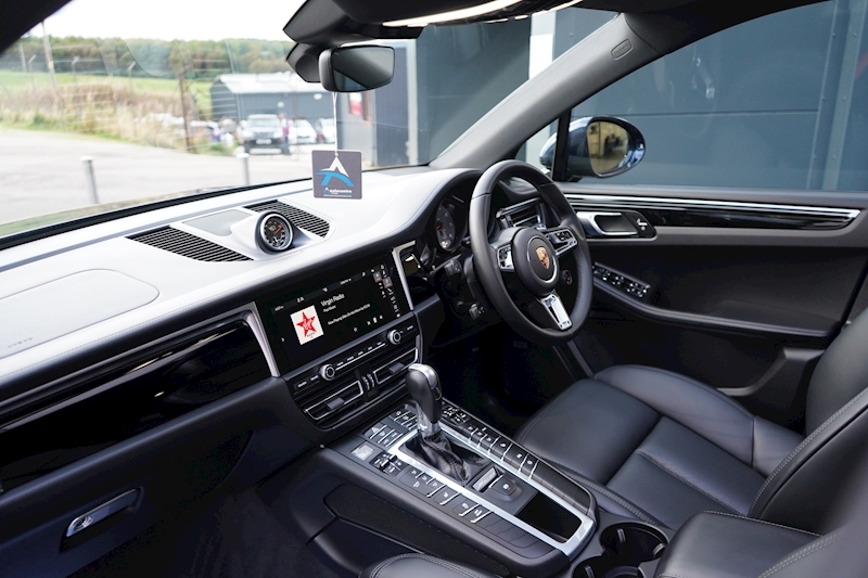 Porsche 3.0T V6 S SUV 5dr Petrol PDK 4WD (s/s) (354 ps)