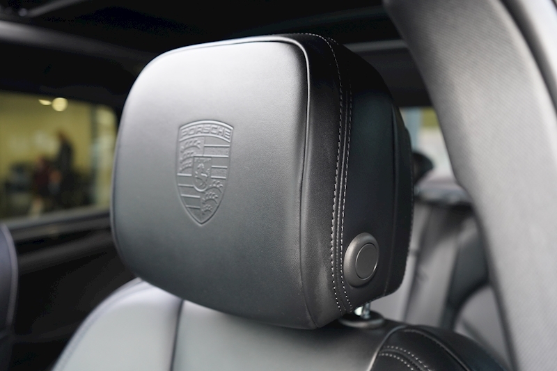 Porsche 3.0T V6 S SUV 5dr Petrol PDK 4WD (s/s) (354 ps)