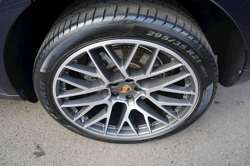 Porsche 3.0T V6 S SUV 5dr Petrol PDK 4WD (s/s) (354 ps)