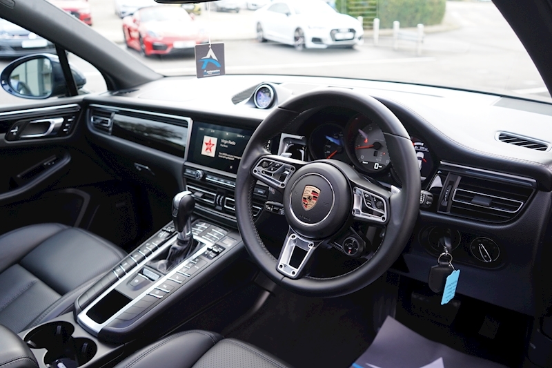 Porsche 3.0T V6 S SUV 5dr Petrol PDK 4WD (s/s) (354 ps)